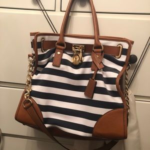 Michael Kors Hamilton Navy Blue/White Handbag